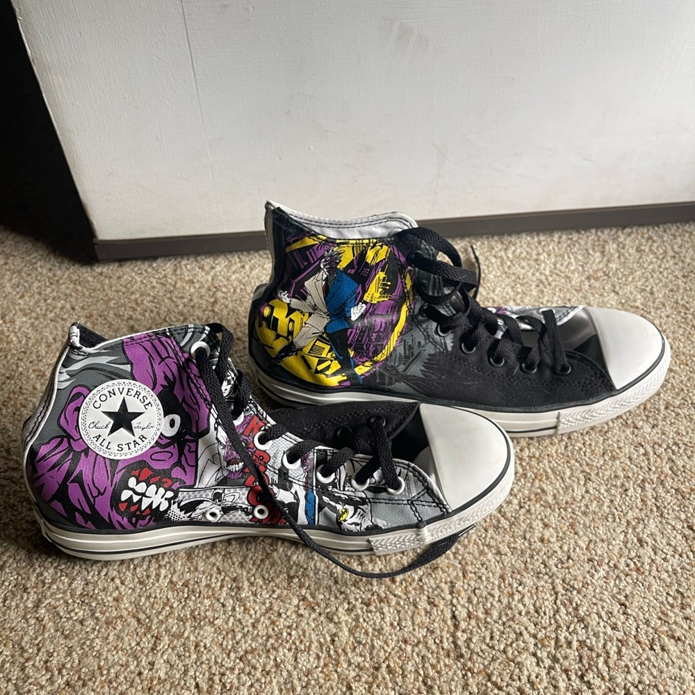 Converse Chuck Taylors: All Star Sneakers Men’s 10: Two Face